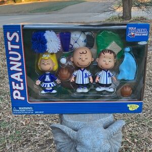 2003 Peanuts Charlie Brown, Linus, and Sally "You're an All Star Charlie Brown"